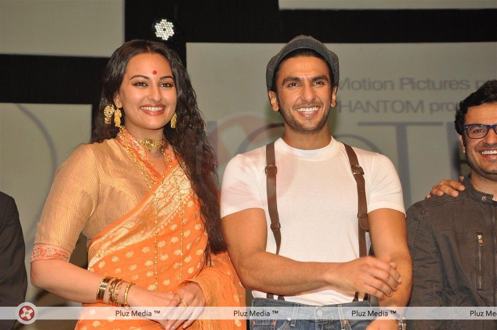 Ranveer and Sonakshi at launch of movie 'Lootera' - Pictures | Picture 127068